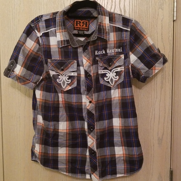 black denim levi jacket